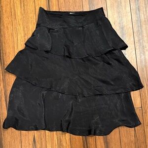 Francesca’s Sz M Elegant Black Tiered Skirt